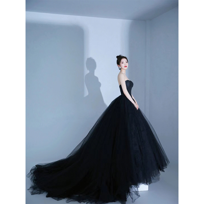 Hebe Style Long Satin Wedding  - Photography Lighting Style 评论和价格
